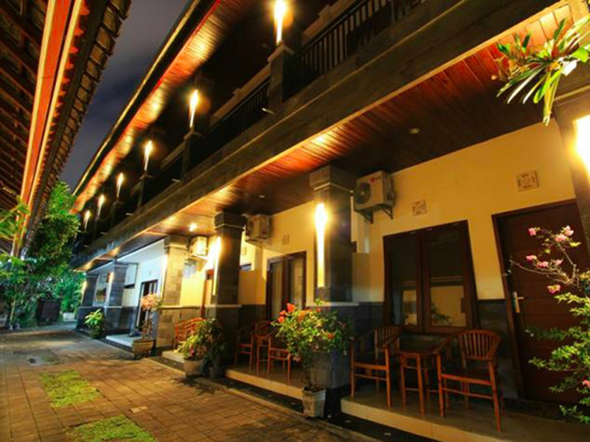 Surya Inn Kuta  Luaran gambar